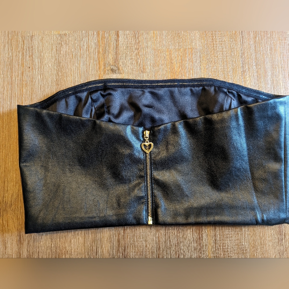 MAJORELLE Chloe Tube Top in Black Faux Vegan Leather Size Small - Picture 5 of 11